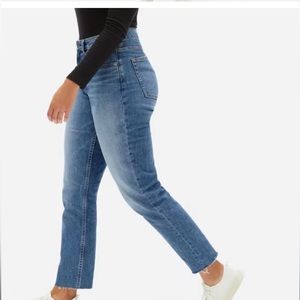 NWT everlane curvy cheeky straight jean